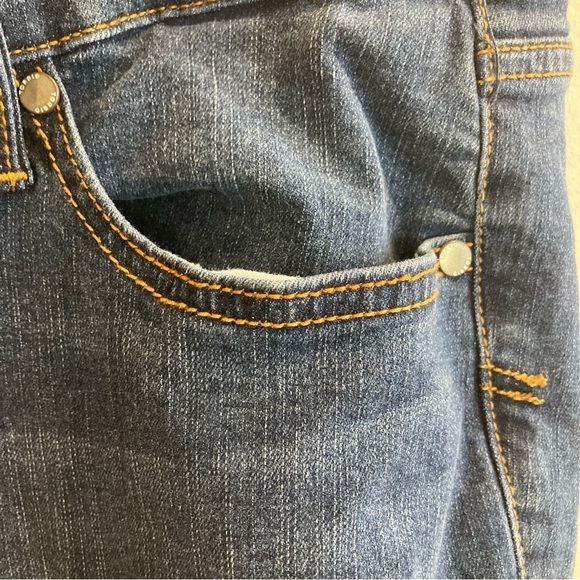 TORRID Sz 18R Boyfriend Straight Vintage Stretch Mid-Wash Jeans - Picture 6 of 12